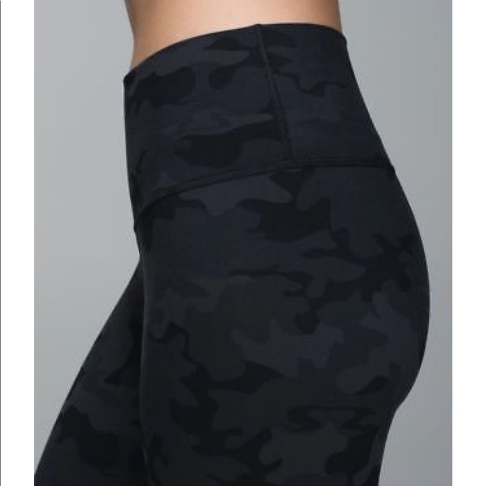 Lululemon Camo WunderUnders